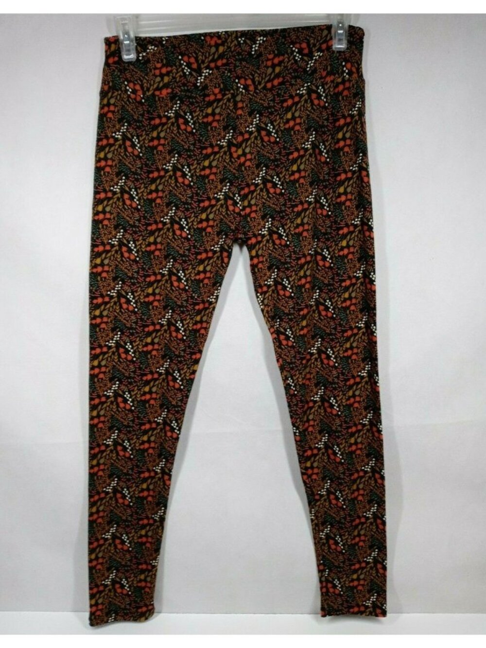 New LuLaRoe Tall & Curvy Leggings Black With Floral Designs